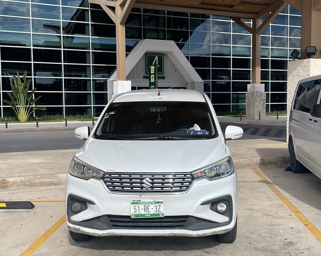 Servicios de transporte privado en playa tulum a hoteles y zonas turisticas